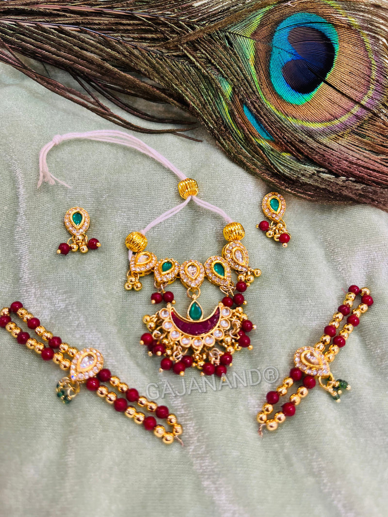 Maroon Kundan