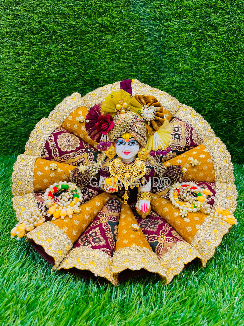 Golden Banarsi Cone