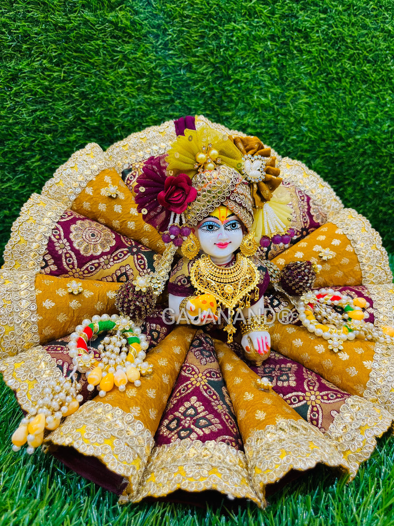 Golden Banarsi Cone